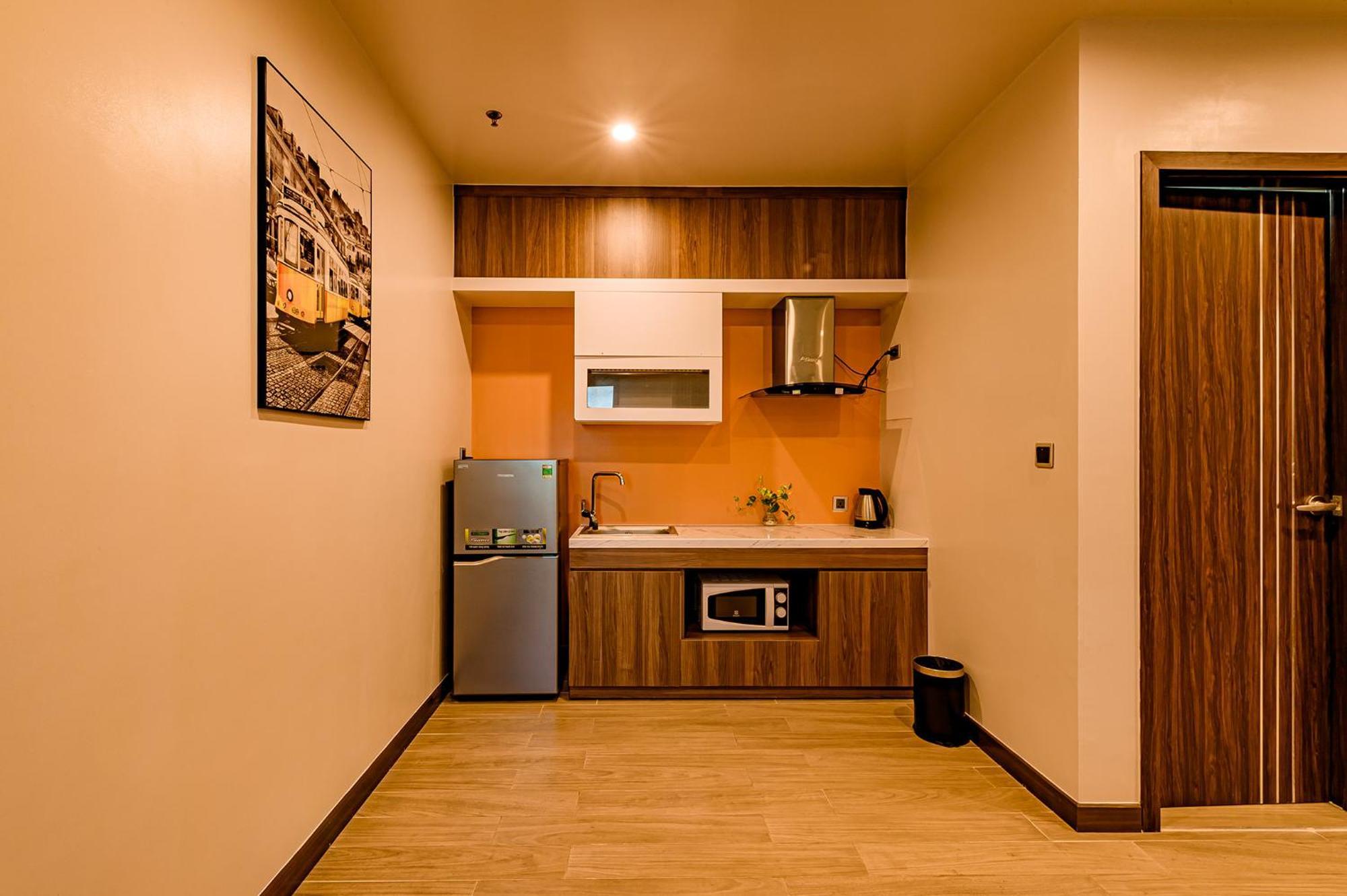 Zen Riverside Hotel & Residences Hai Phong Exterior photo